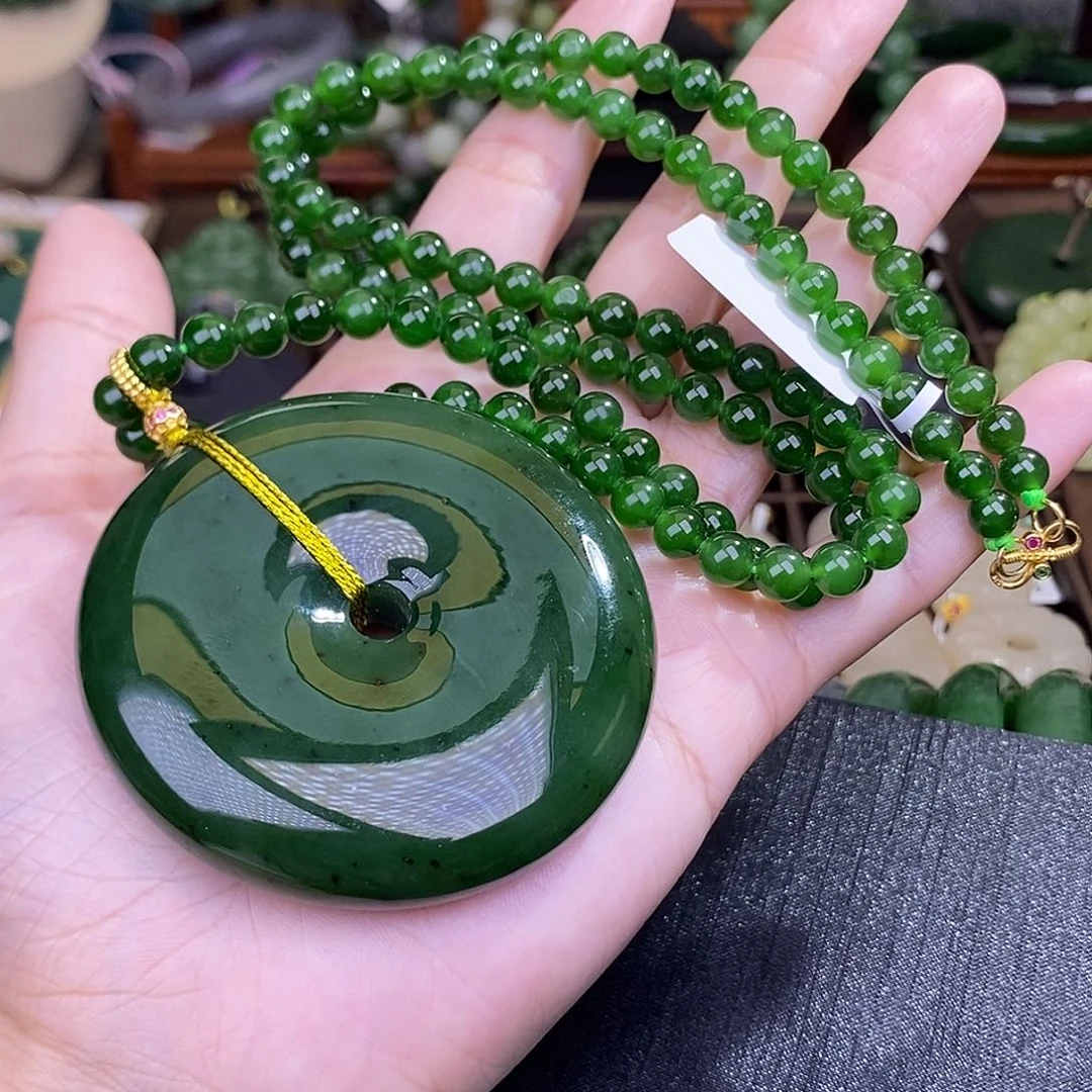 和田玉碧玉老料清货价约6MM套链未镶嵌