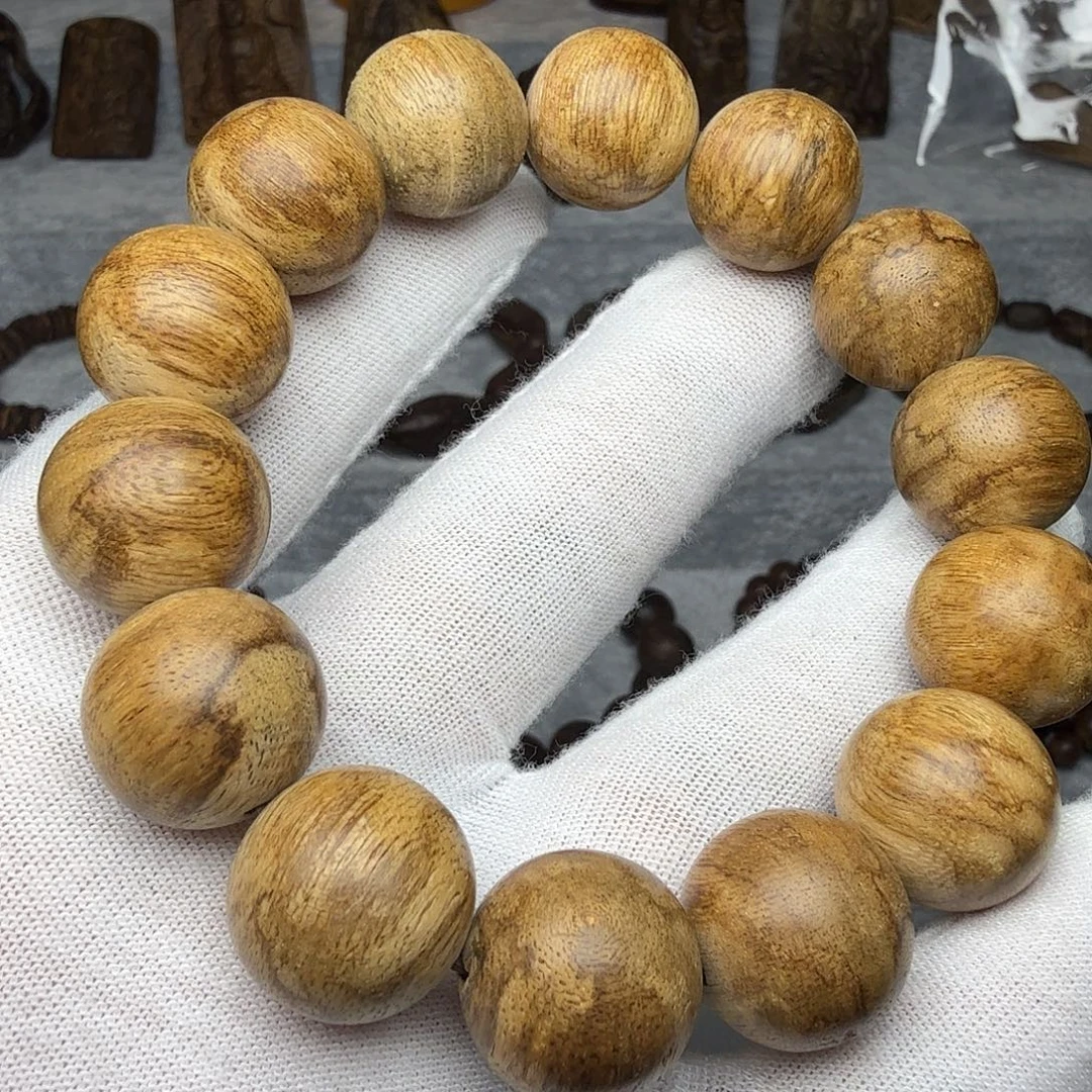 沉香沉香碎屑马尼捞