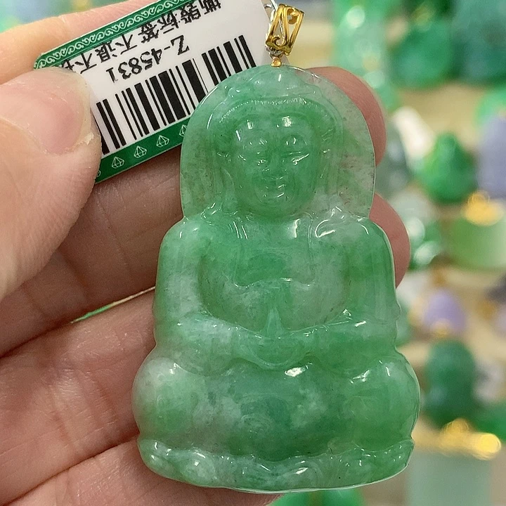 翡翠颈饰18K金镶嵌挂件