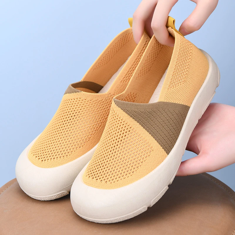 2025夏季新款舒适透气百搭一脚蹬妈妈鞋休闲时尚老北京布鞋健步鞋