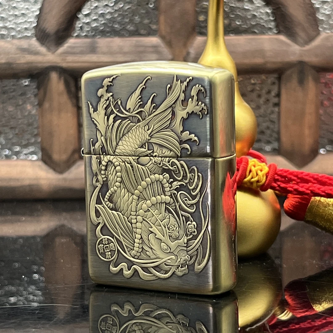 ZIPPO/之宝打火机 盔甲黄铜浮雕鱼化龙【小飞火机】DYJ1
