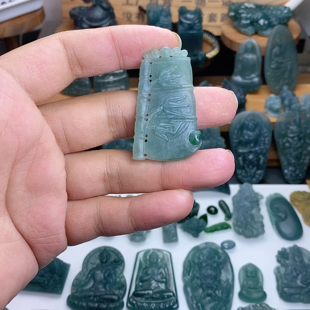 定制翡翠未镶嵌竹节