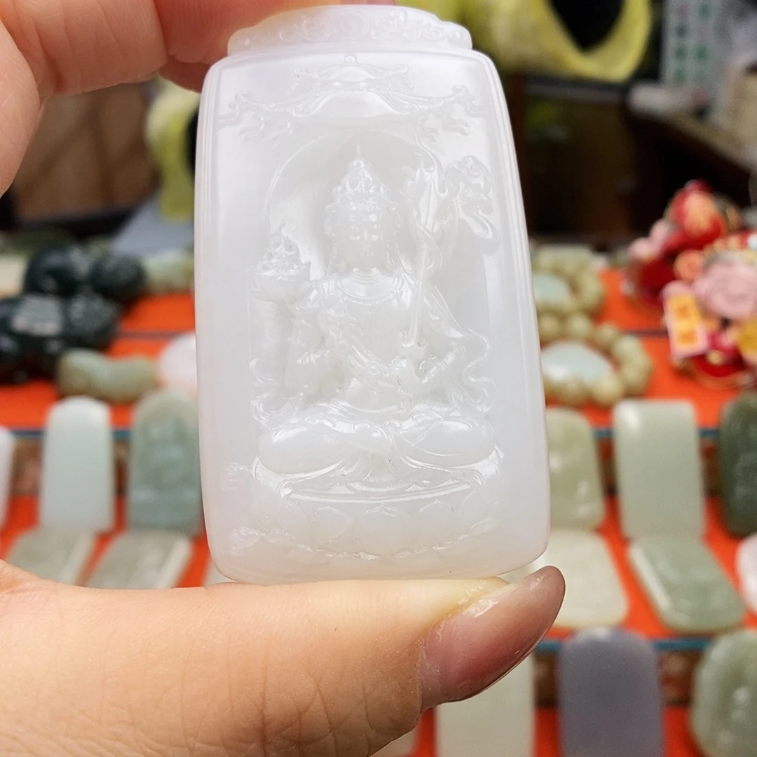 颈饰未镶嵌和田玉赢***_