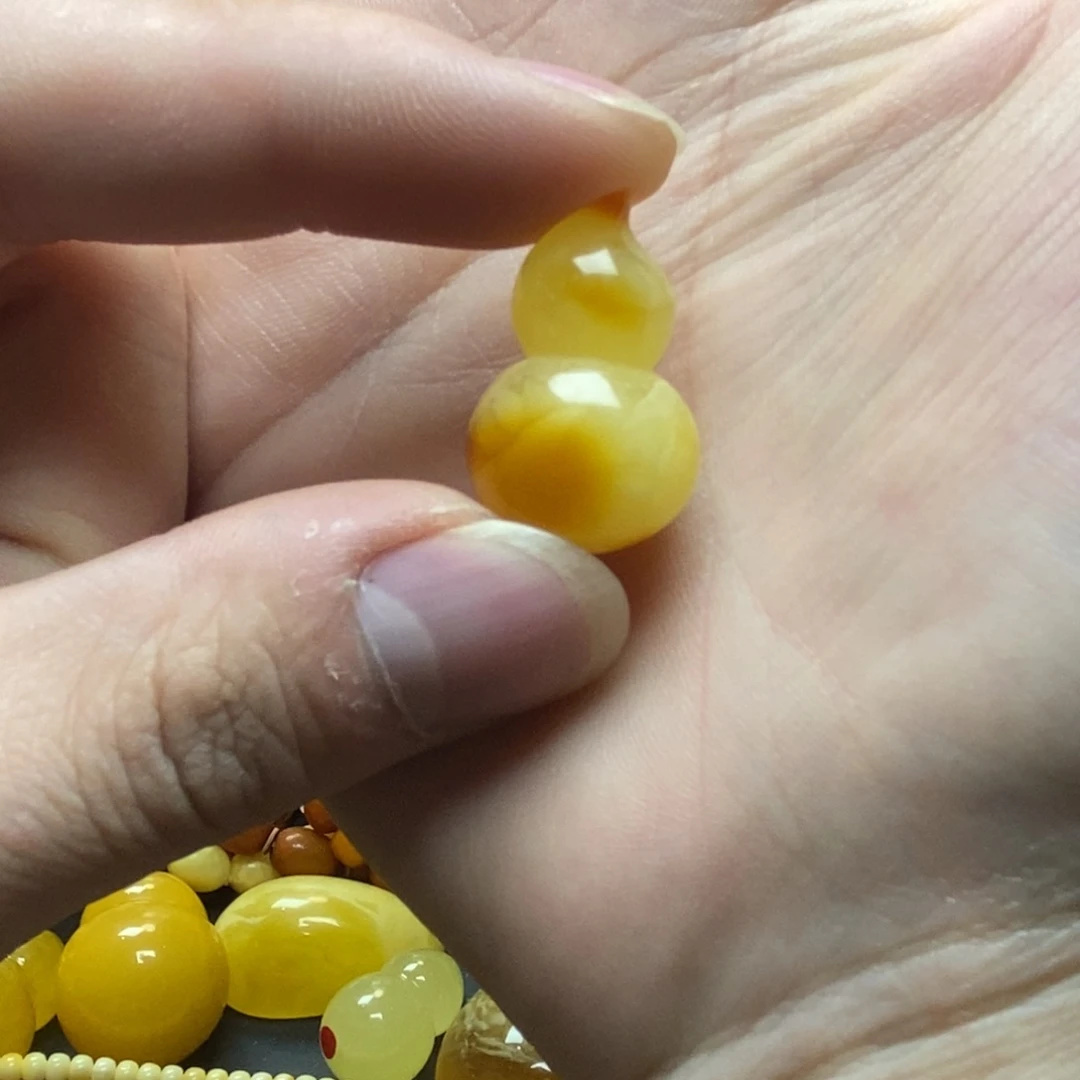 琥珀未镶嵌裸石蜜蜡