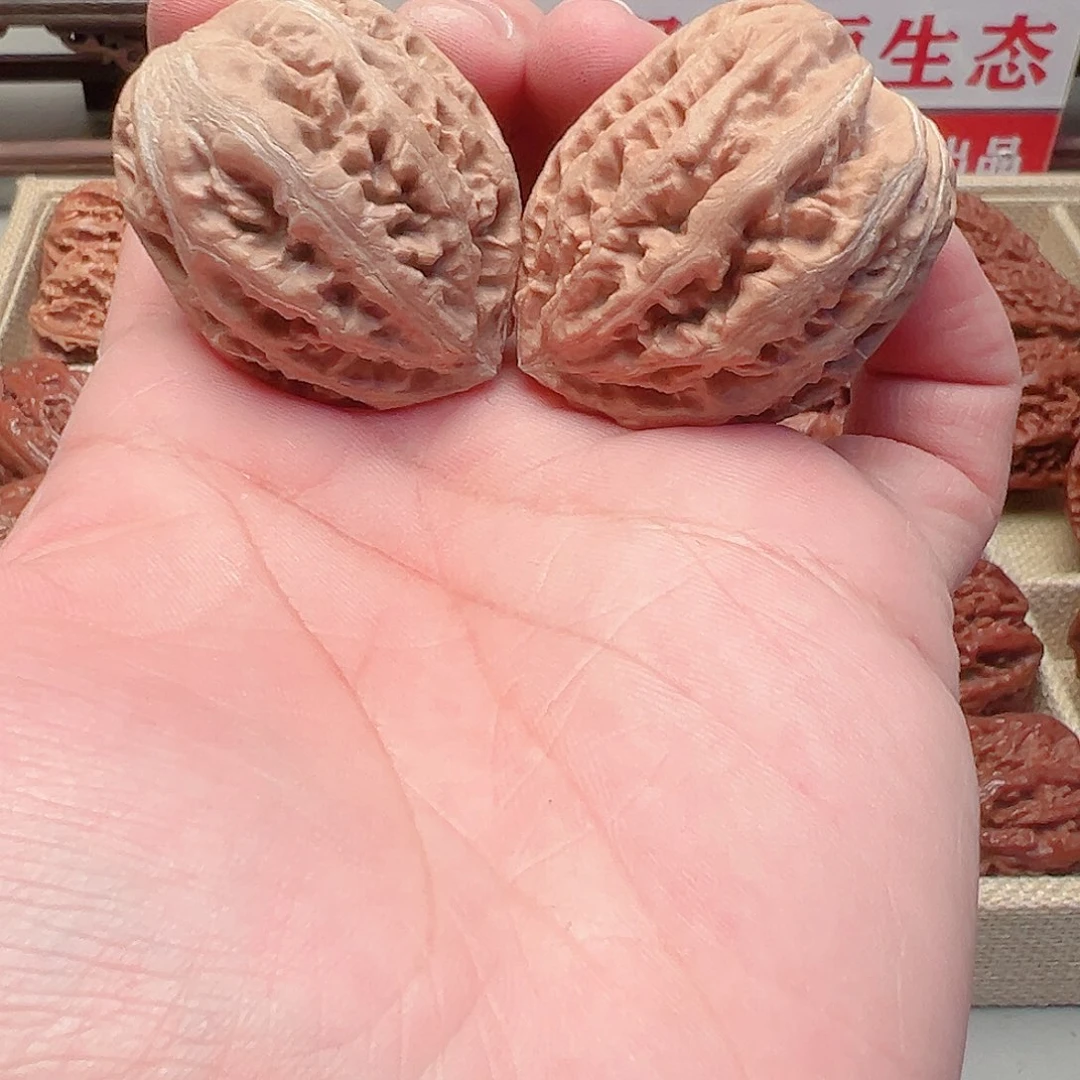 文玩核桃把件巨炮