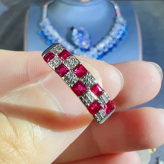 红宝石戒指未镶嵌