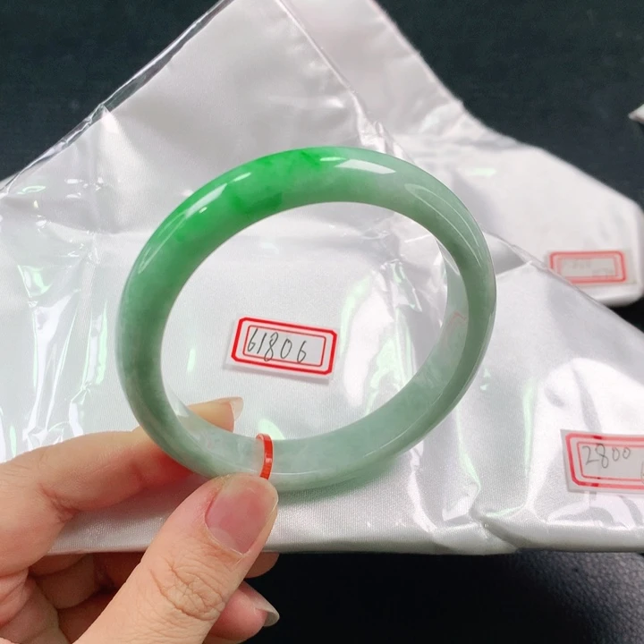 翡翠手镯未镶嵌半山水03