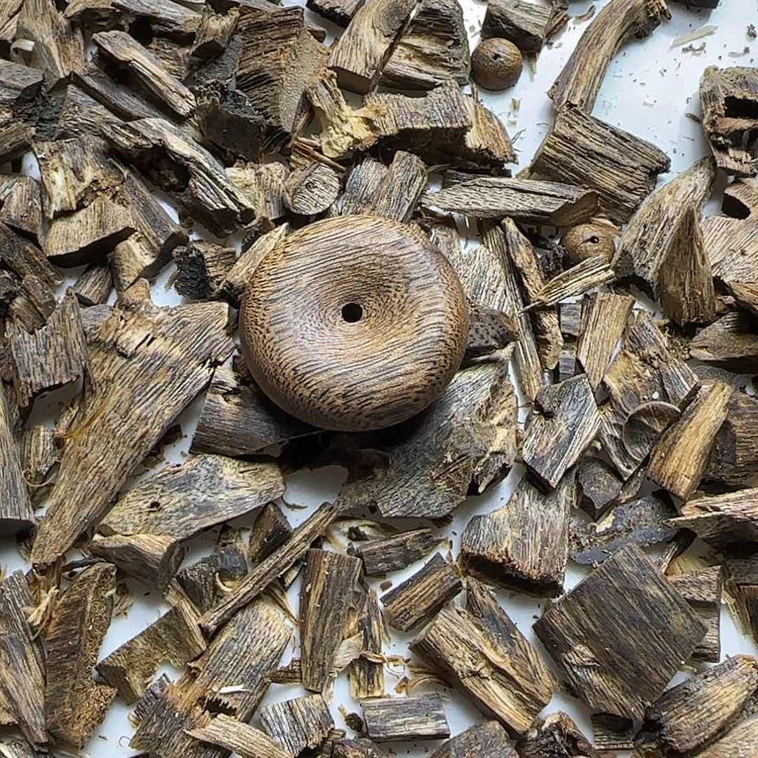 沉香碎屑沉香平安扣