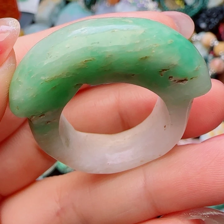 翡翠颈饰未镶嵌天然A货46