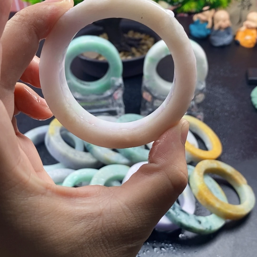 定制翡翠翡翠手镯未镶嵌
