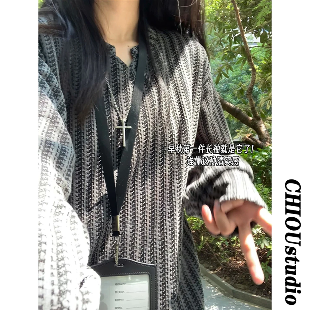 早秋肌理感小v领长袖t恤男女同款美式慵懒风轻薄卫衣高级感打底衫