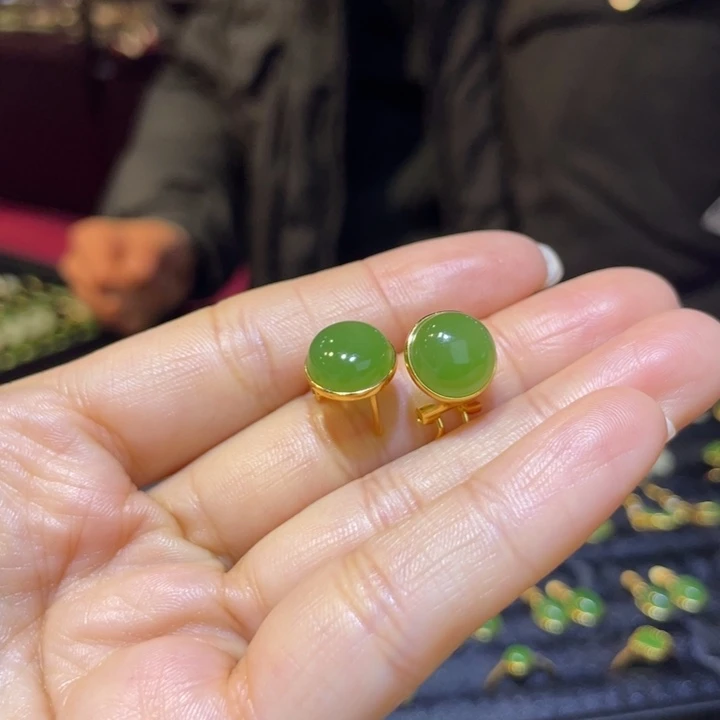 清****和田玉银S925镶嵌耳饰