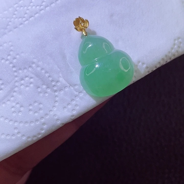 颈饰18K金镶嵌翡翠翡翠