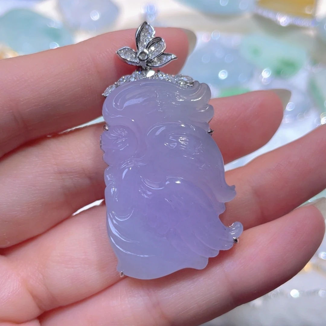 翡翠18K金镶嵌颈饰翡翠