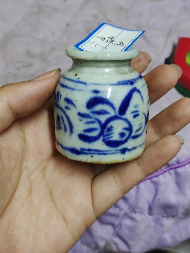 特特价杯筒炉壶坛罐等摆件改价链接。如图，不接退。