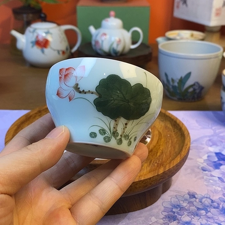 纤***凝瓷片手绘粉色花花主人杯