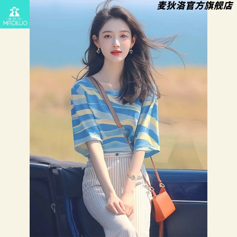 夏季韩系洋气独特别致漂亮上衣宽松百搭显瘦蓝色条纹恤女款