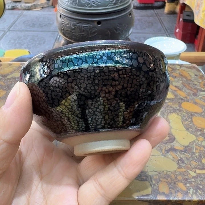 盏杯一个，瓷。。品茗