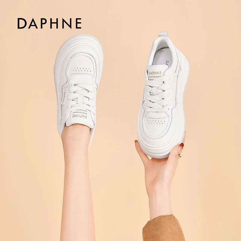 达芙妮小白鞋女2026秋季新款潮流时尚女鞋休闲百搭厚底增高板鞋