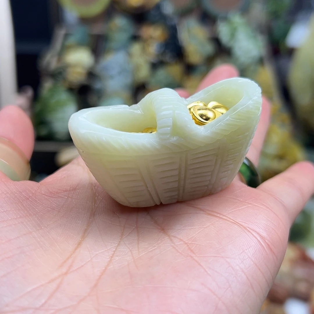 岫玉未镶嵌颈饰岫玉小筐