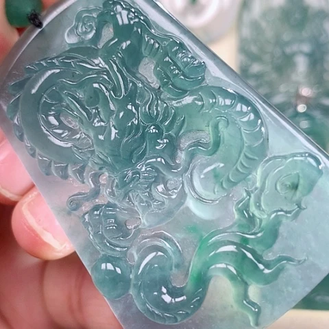 【闪购商品】翡翠未镶嵌吊坠(不含链)