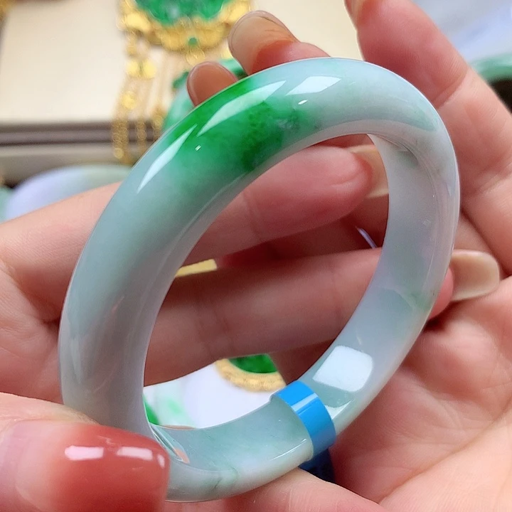 未镶嵌手镯翡翠翡翠手镯