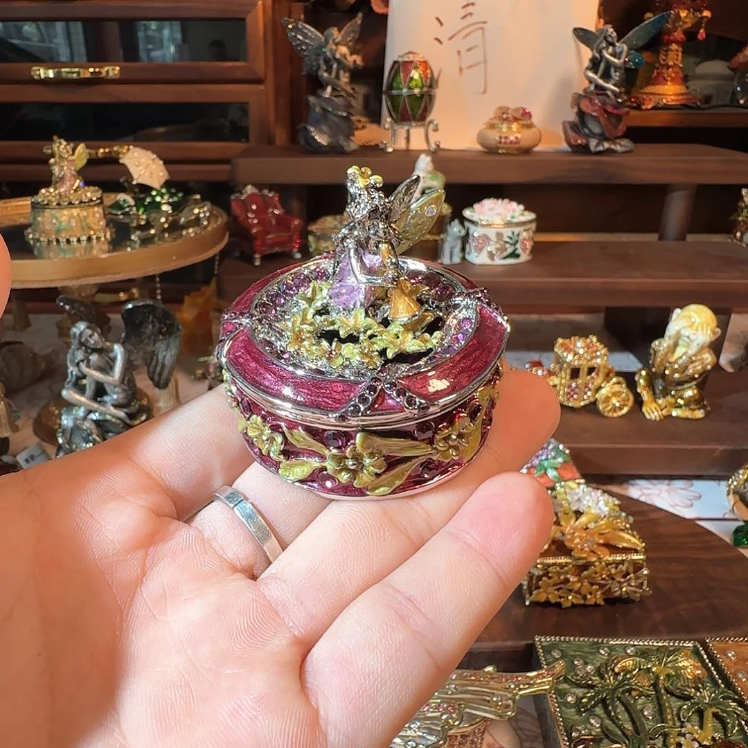 手工制品请勿吹毛求疵