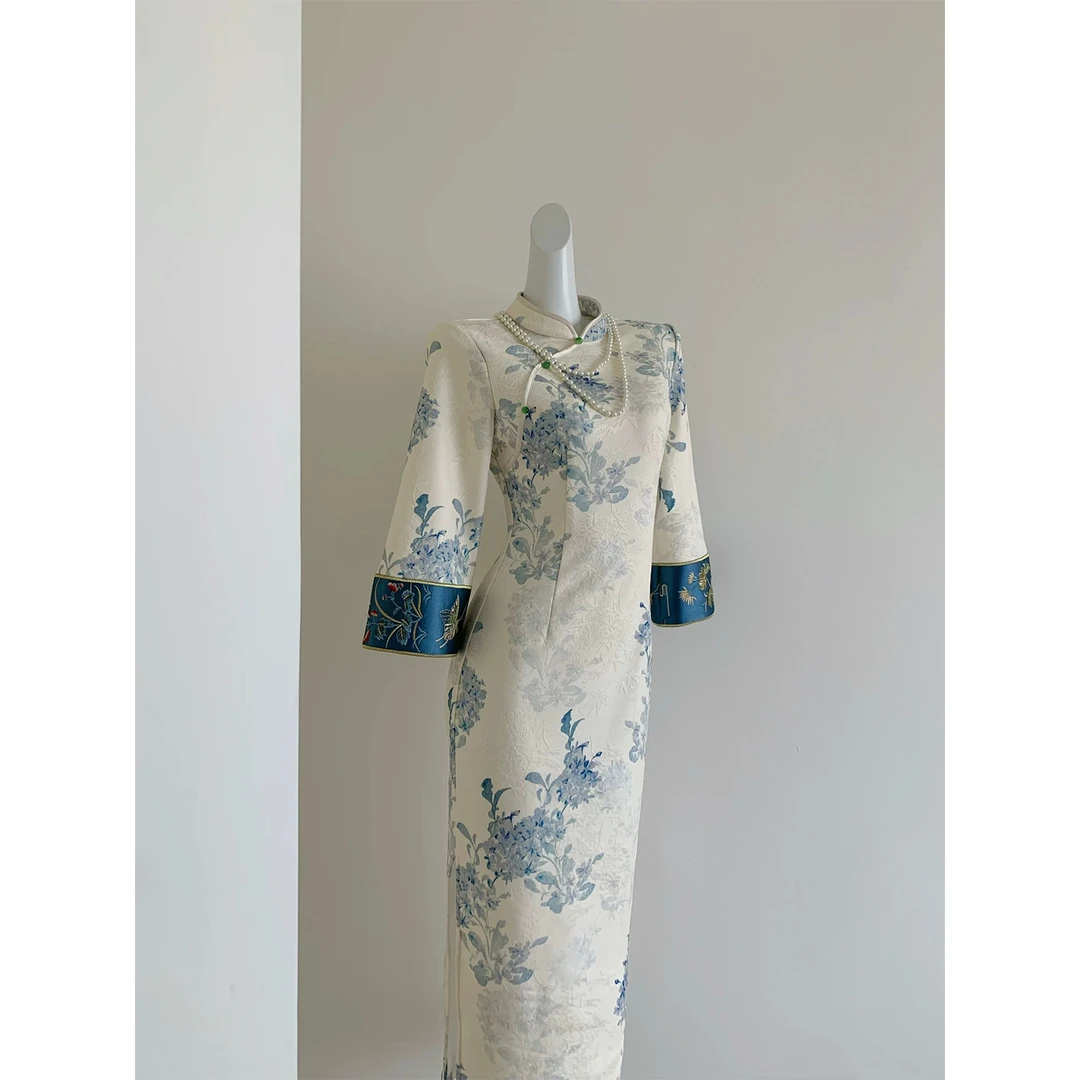 【蓝花瓷】新中式国风改良旗袍连衣裙加绒刺绣高级感小众设计秋冬
