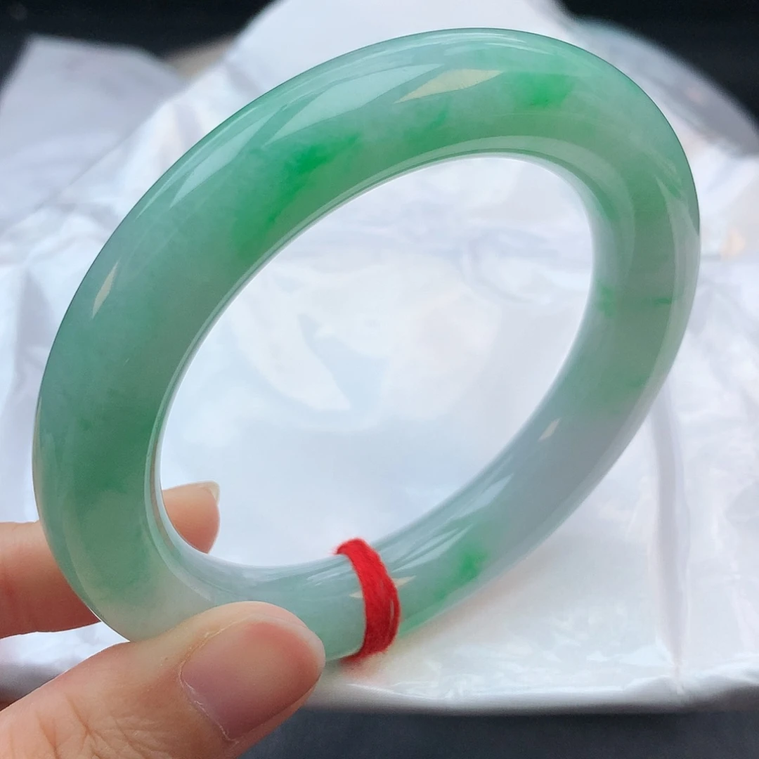 翡翠手镯未镶嵌58圆条882774