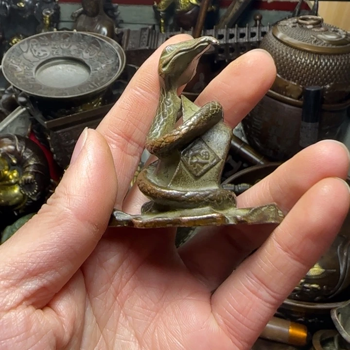 铜器把玩摆件链接