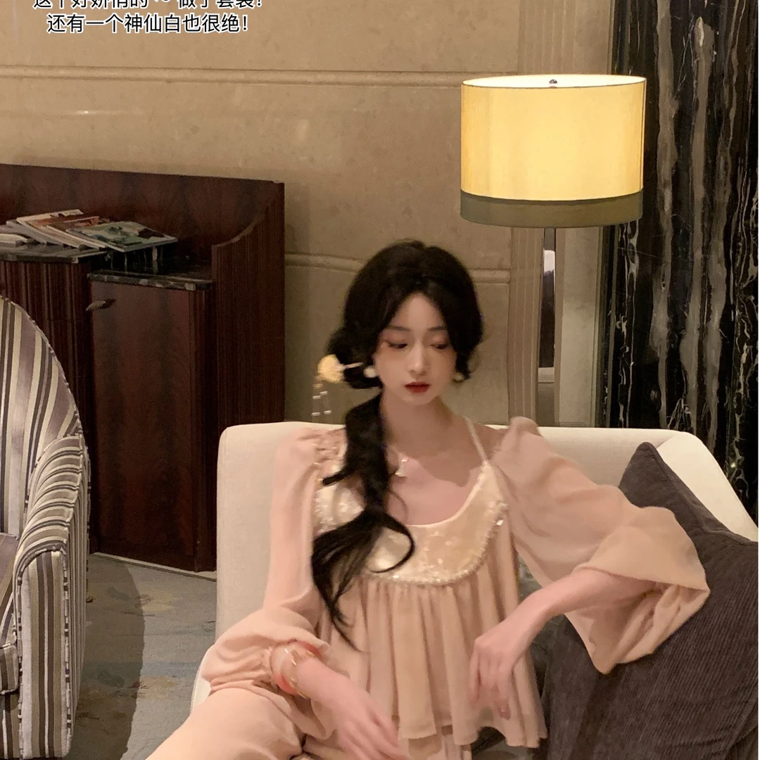 娇娇迷迭 背薄三寸少女感新中式套装刺绣上衣轻盈垂感长裤