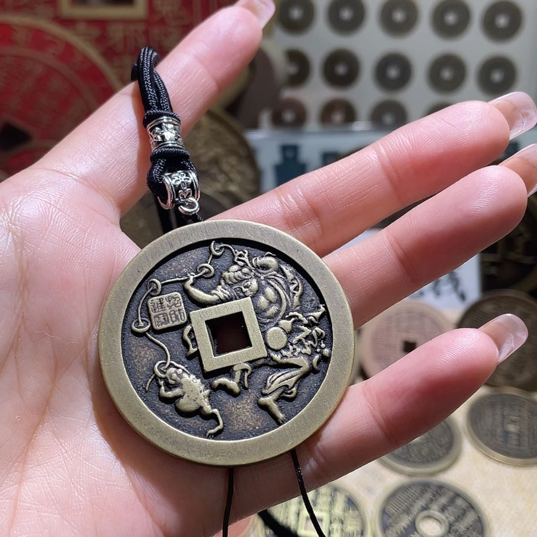 铜铜现代仿制工艺品花钱