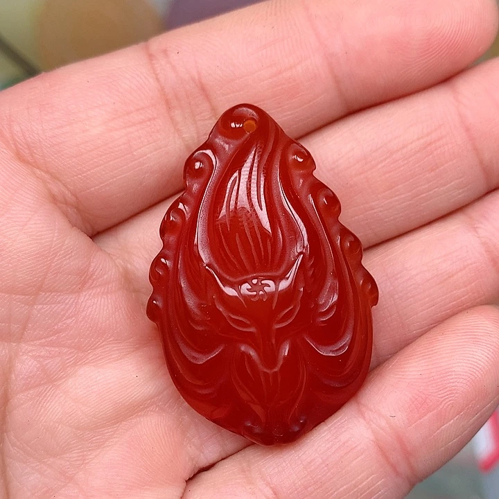 用***2玛瑙/玉髓未镶嵌颈饰