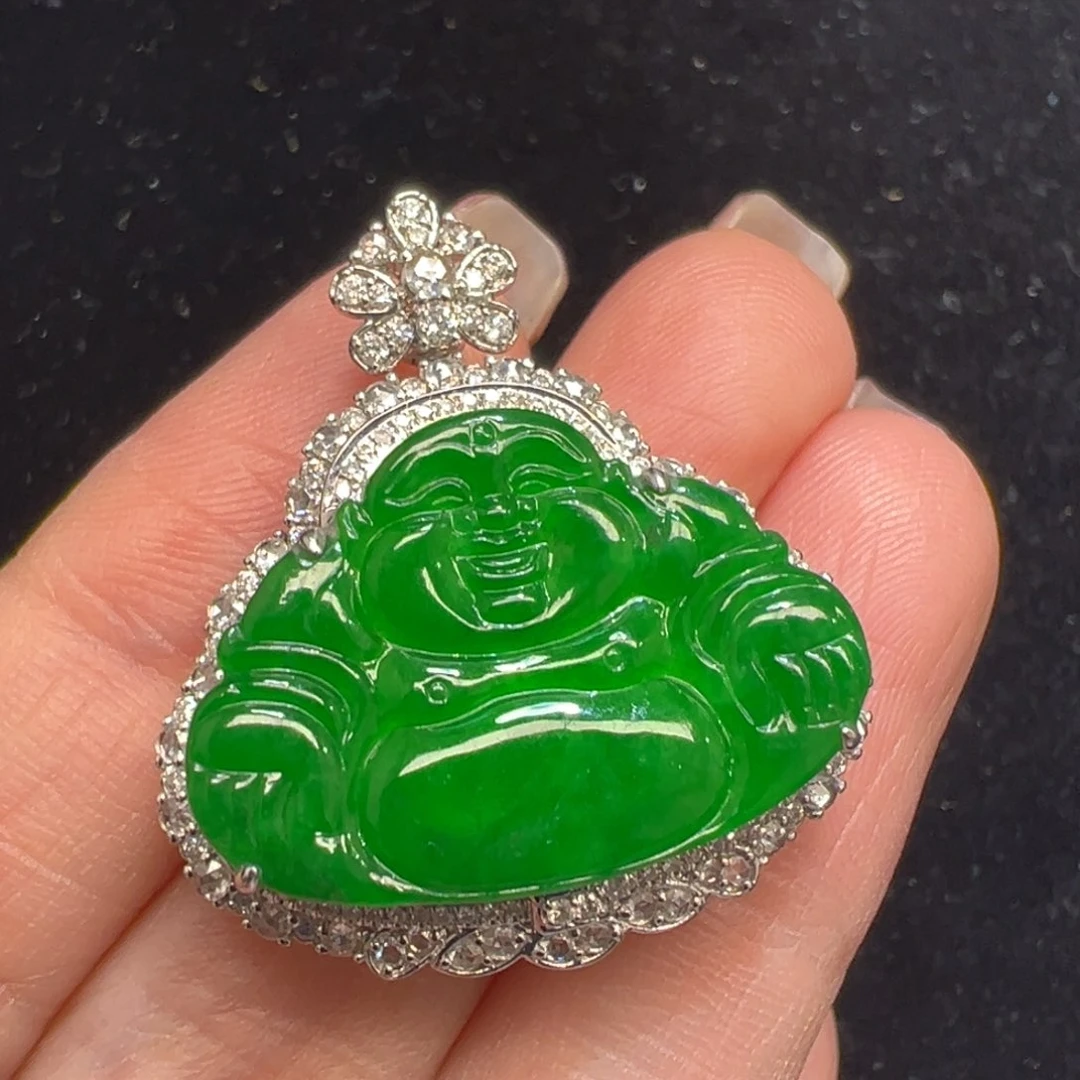 翡翠颈饰18K金镶嵌翡翠