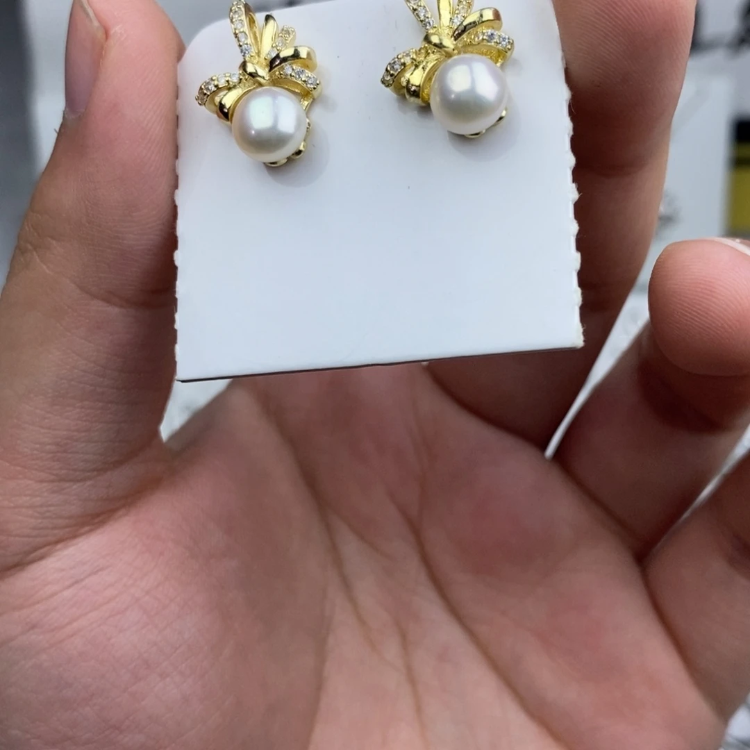 耳饰未镶嵌淡水珍珠