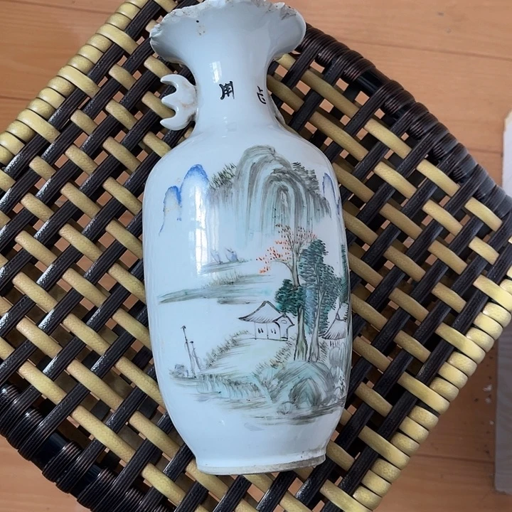 。***。摆件有瑕疵瓶子摆件