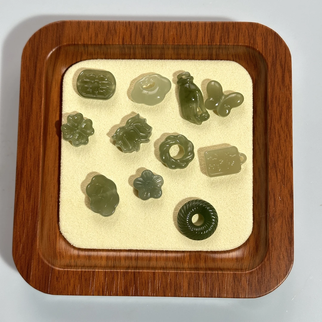 天然和田玉小配件连麦自选（8+1)个（默认微瑕，不退换）完美主义慎拍