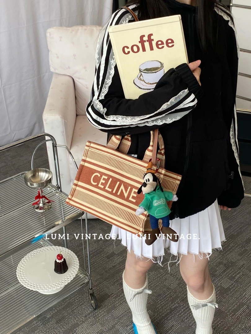 95新 Celine/思琳  帆布格纹小托特 43706329