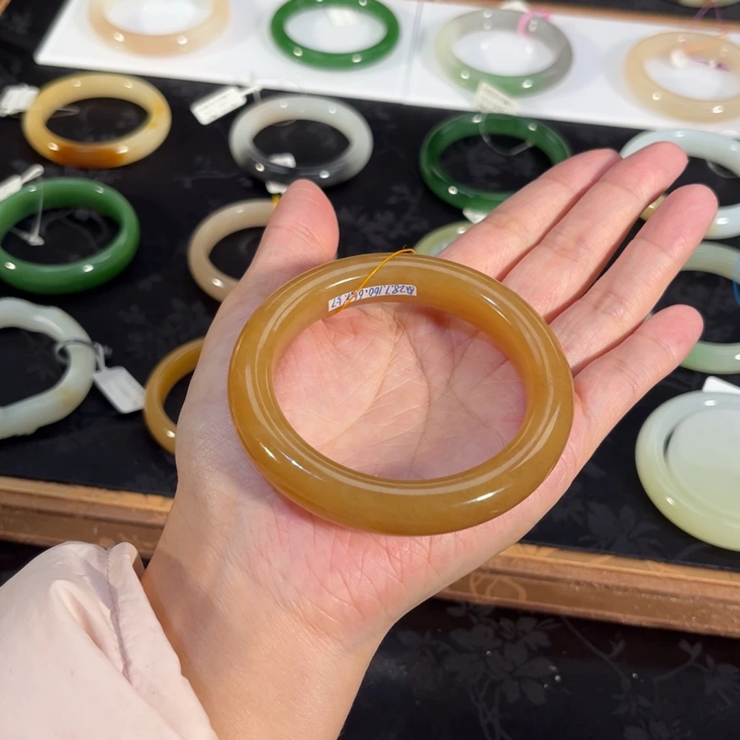 和田玉未镶嵌手镯  「且末蜜糖」