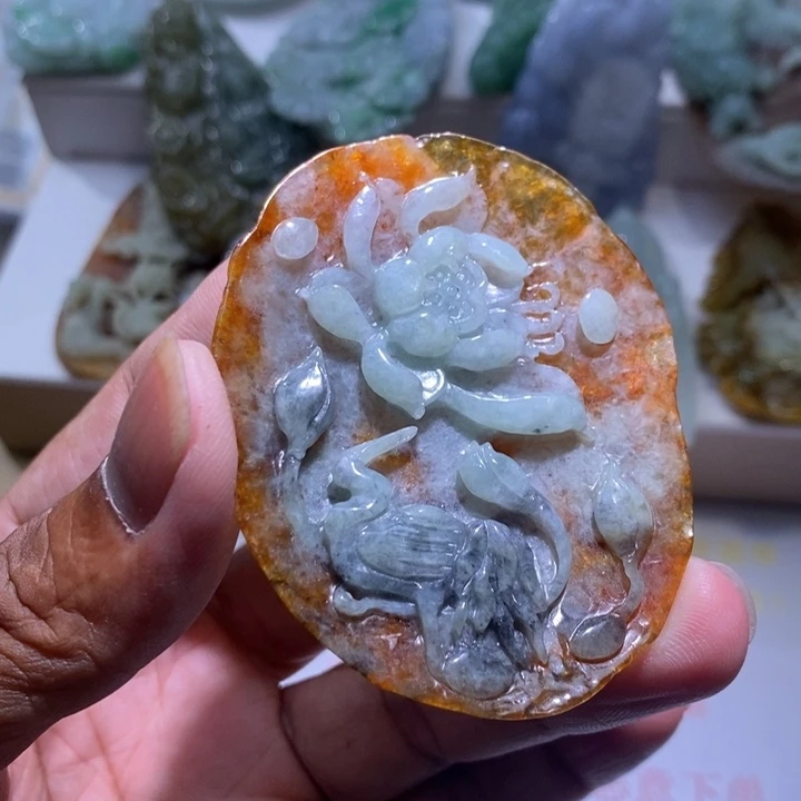 【闪购商品】翡翠未镶嵌颈饰11111111111111