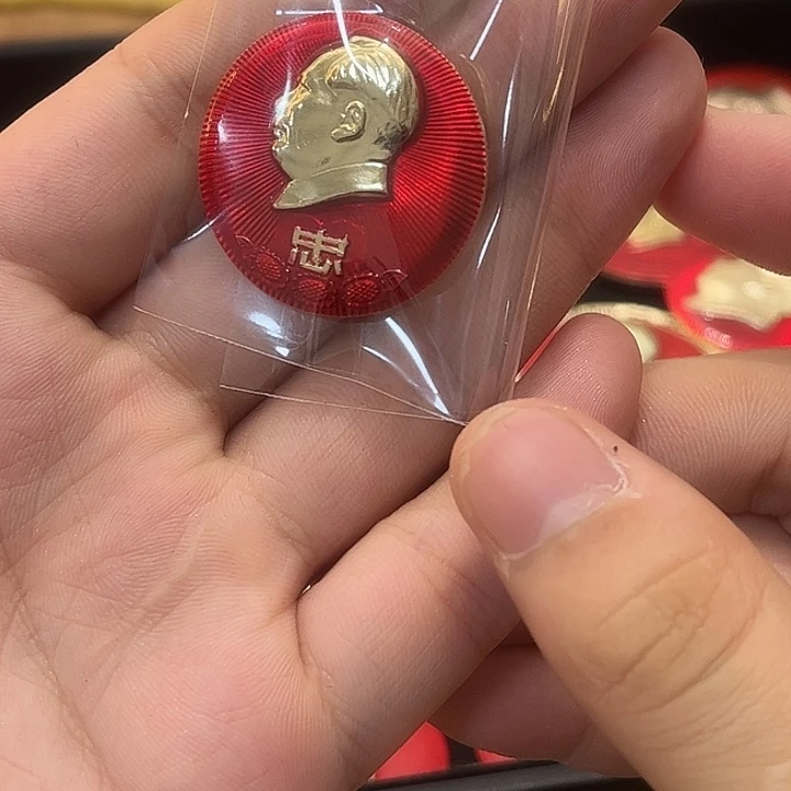 一***风像章一一一一一一一高贵轻透