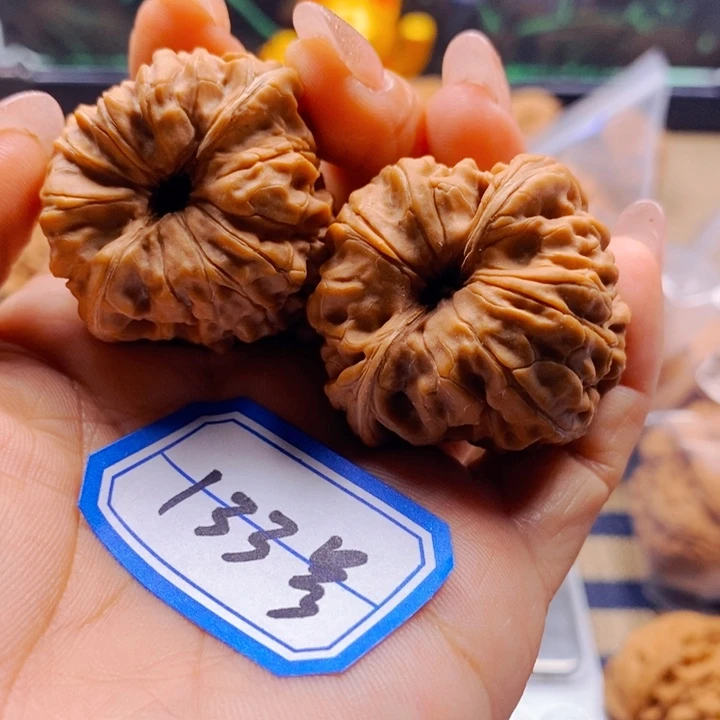 暖***开把件文玩核桃小闷墩