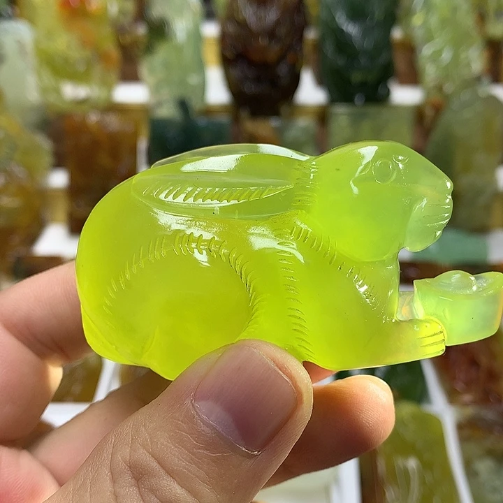 蛇纹石玉未镶嵌珠宝半成品