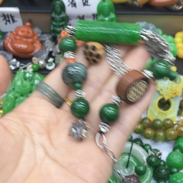 翡翠未镶嵌手链手链7