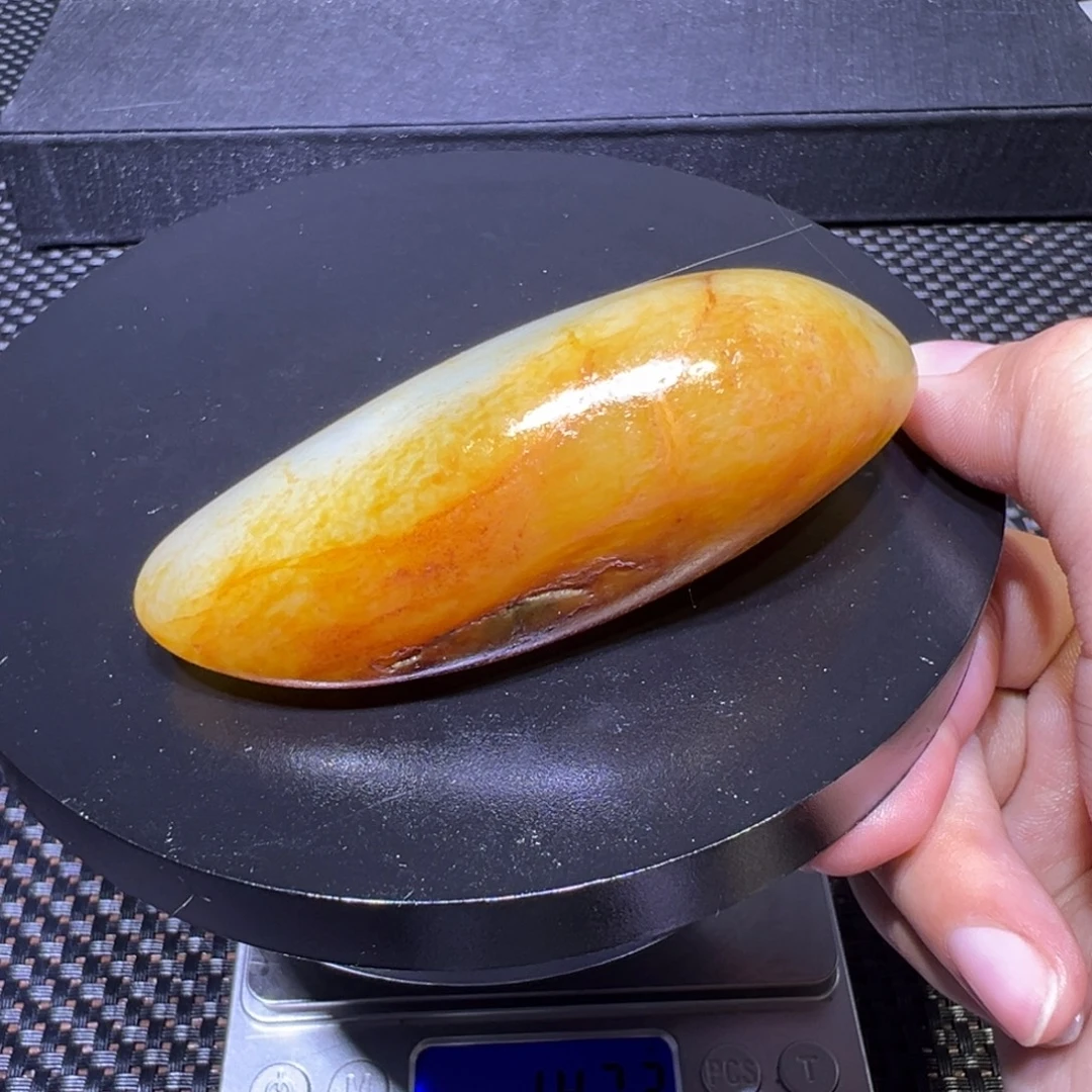 吊坠(不含链)未镶嵌和田玉（子料）127-44
