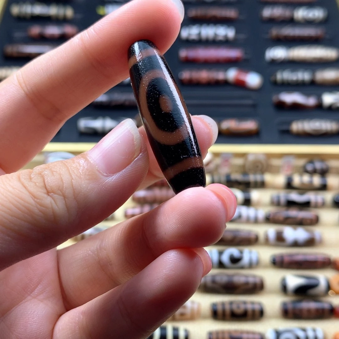 壹***姐未镶嵌颈饰玛瑙/玉髓