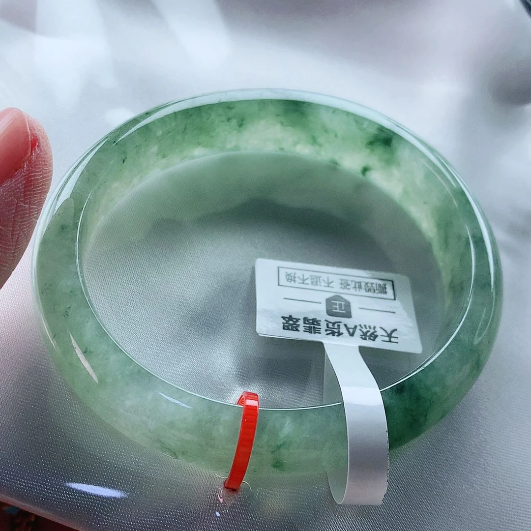 未镶嵌手镯翡翠56贵妃