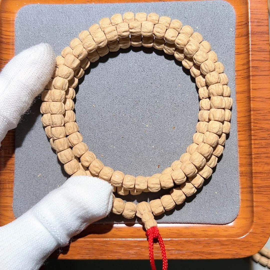 柏香籽/百香籽吊坠我***酒粉油皮方块顺7+