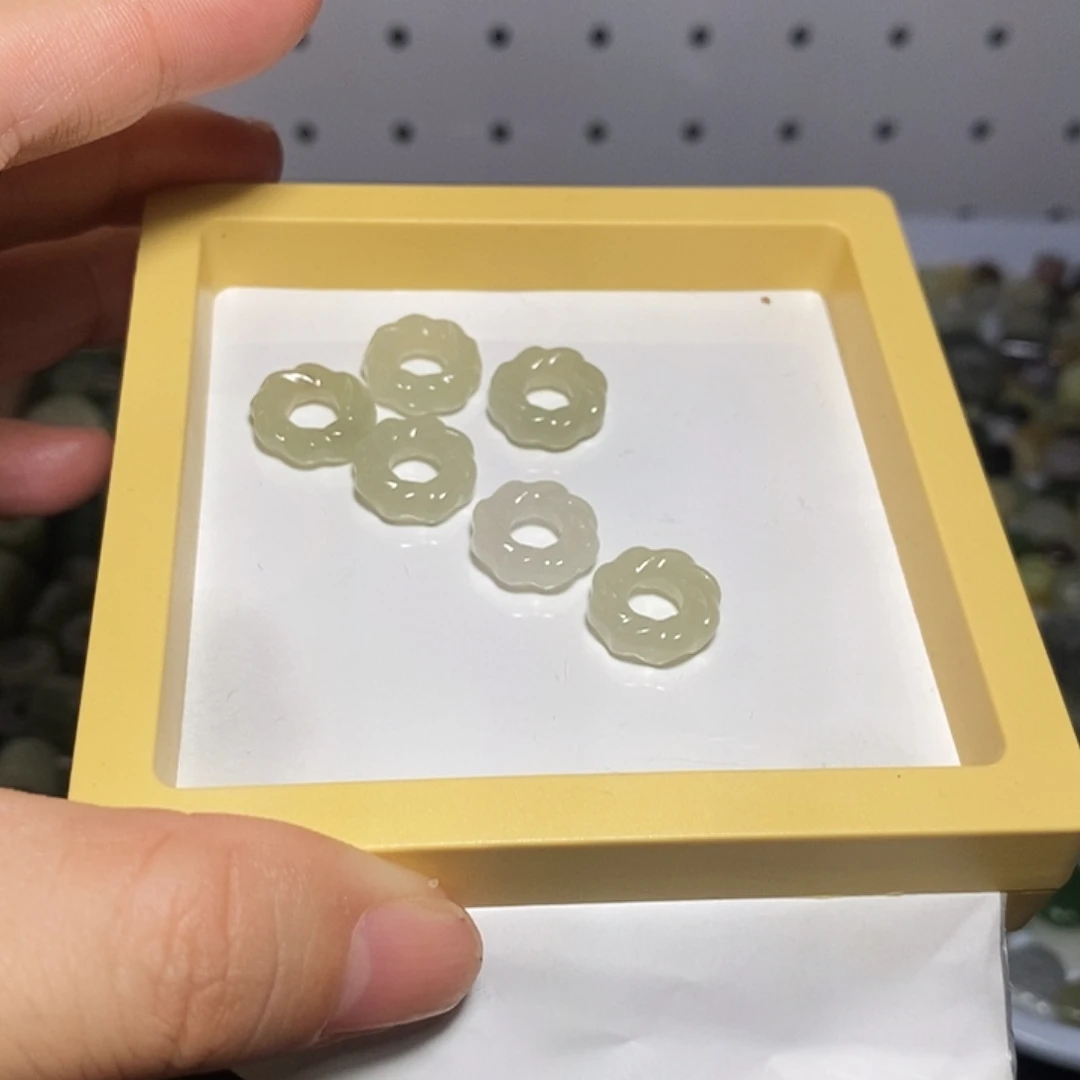 和田玉未镶嵌手链微瑕打包处理不退不换