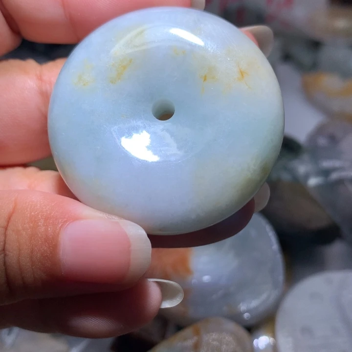 翡翠未镶嵌颈饰保真天然A货翡翠